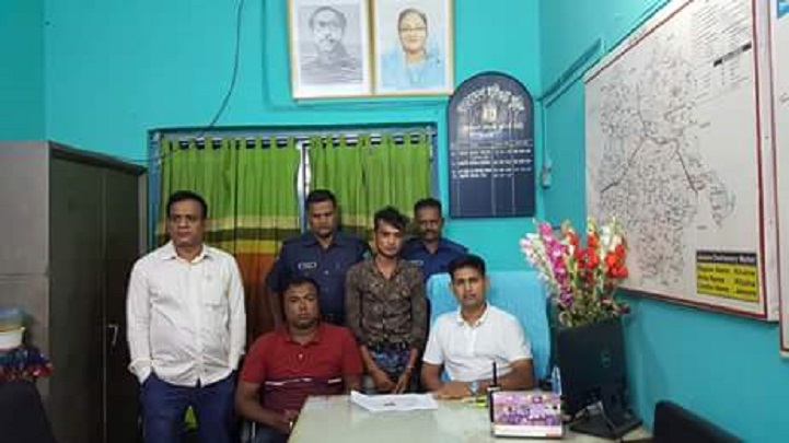 ইয়াবাসহ-যুবক-আটক-Youth arrested with Yasha in Sharsha-অপরাধ-oporadh-aporadh